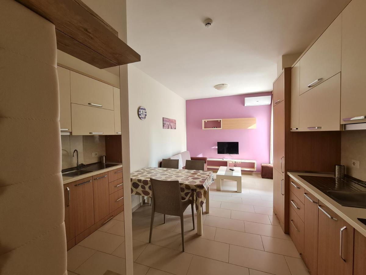 Holiday Apartments Vlorë Eksteriør billede